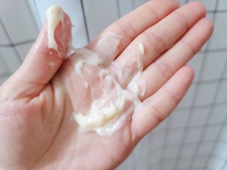 ★N쇼핑 헤어팩 1위★ 리하 에그 화이트 극손상 무실리콘 트리트먼트 헤어팩 — 5점을 준 리뷰어가 2022년 7월 올린 사용 사진