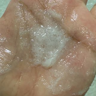 닥터시드 페퍼민트 앤 레몬 비건 비듬케어 쿨 탈모 두피 스크럽 샴푸 — 5점을 준 리뷰어가 2024년 7월 올린 사용 사진