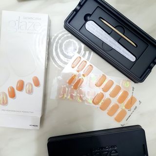 데싱디바 글레이즈 젤네일 별빛유리네일 6종_랜덤발송 — 5점을 준 리뷰어가 2021년 8월 올린 사용 사진