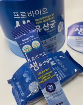 서울약사신협_프로바이오생유산균_2.5G x 100포 — 4점을 준 리뷰어가 2021년 6월 올린 사용 사진