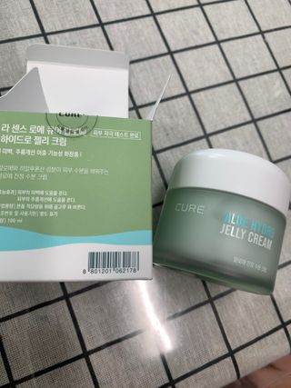 김정문알로에 큐어 큐어 알로에 리프레쉬 젤리 세럼, 큐어 알로에 하이드로 젤리 크림 — 5점을 준 리뷰어가 2021년 3월 올린 사용 사진