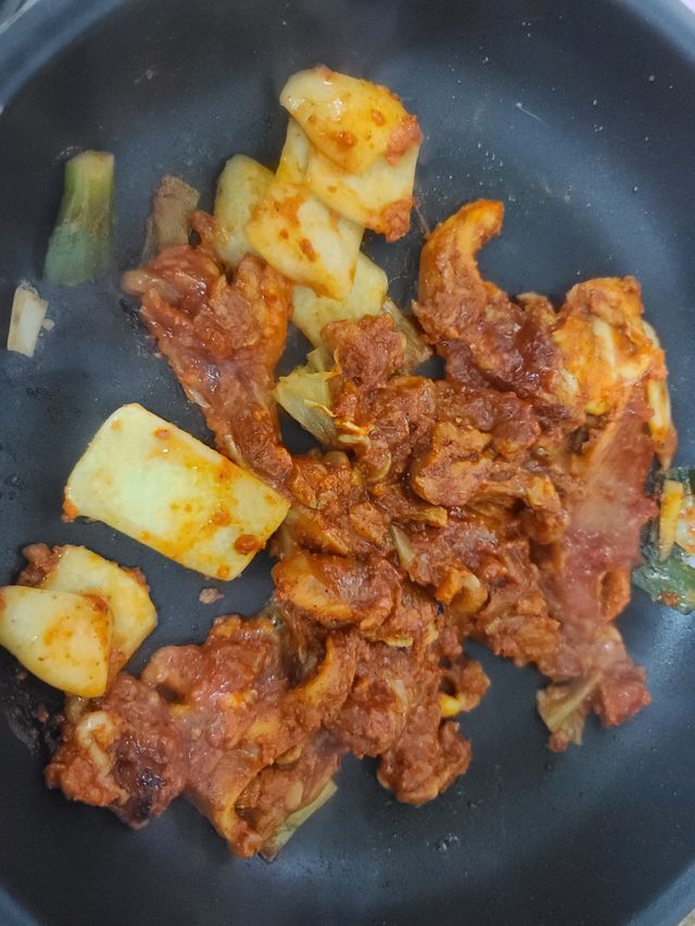 [심플리쿡] 한국민속촌 매운닭불고기,매운오리불고기SET 리뷰 사진