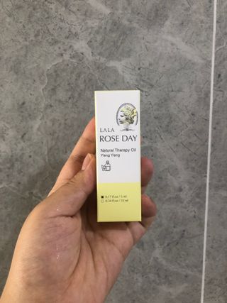 라라로즈데이 시즌2 천연 아로마오일 Y존 케어 속옷향수 이너퍼퓸 5ml  여성의 자존감을 UP시키자 — 5점을 준 리뷰어가 2021년 9월 올린 사용 사진