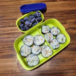 해풀잎 누구나 김밥*1ea [(혼합야채 35g *1ea,  김밥김 (5g, 5ea),  양념간장 (6g, 5ea), 참기름(5g, 2ea)] — 5점을 준 리뷰어가 2022년 8월 올린 사용 사진