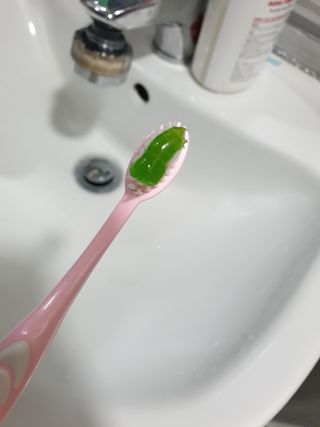 프리마인 유해균 뿐만 아니라 유익균까지 씻어내는 치약은 그만, 건강한 구강환경을 만드는 덴탈엔오 — 5점을 준 리뷰어가 2022년 7월 올린 사용 사진