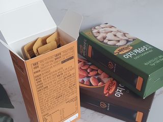 짜먹는 이지견과 짜먹는 이지아몬드, 짜먹는 이지허니피넛, 짜먹는 이지캐슈넛 각 10g X  10포 — 5점을 준 리뷰어가 2021년 2월 올린 사용 사진