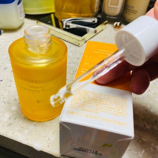 체르엠 스템앤셀 비타민 브라이트닝 에센스 30ml 1개 — 4점을 준 리뷰어가 2021년 11월 올린 사용 사진