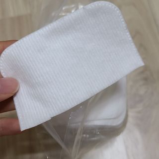 디어엘로디 프리미엄 유기농 유아 솜티슈 40매 3Pack +60매 1Pack 혼합형 — 5점을 준 리뷰어가 2021년 4월 올린 사용 사진