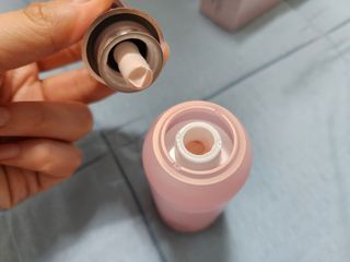 리엔케이 핑크 볼륨 래디언스 컬러크림 에디션 — 4점을 준 리뷰어가 2022년 11월 올린 사용 사진