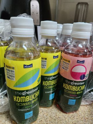 더그레잇티 콤부차 [매일유업] 더그레잇티 44kcal 콤부차 300ml *12개입 (오리지널 6개+베리리치 6개) — 5점을 준 리뷰어가 2023년 7월 올린 사용 사진