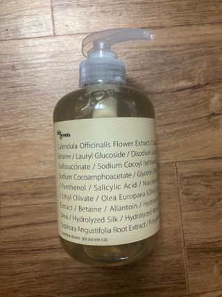 빅그린 안티 헤어로스 탈모 카렌듈라 바이옴 샴푸 500ml (지성두피용) — 4.5점을 준 리뷰어가 2022년 8월 올린 사용 사진