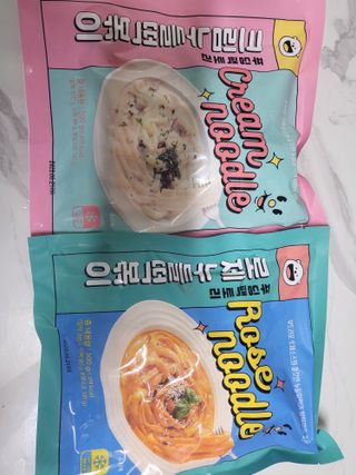 [푸딩팩토리] 로제누들떡볶이 500g / 까르보나라크림누들떡볶이 500g — 4점을 준 리뷰어가 2022년 8월 올린 사용 사진