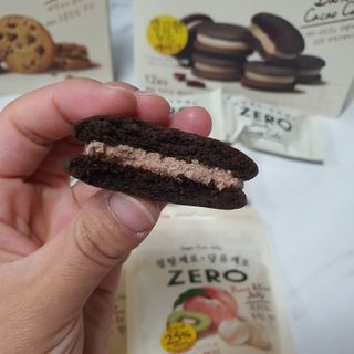 ZERO (초콜릿 칩 쿠키, 카카오 케이크, 후르츠 젤리, 아이스 콜라, 아이스 초코바) — 5점을 준 리뷰어가 2022년 6월 올린 사용 사진