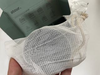 free [아토르] 9종 임상완료 아토르 다름 샴푸바_블랙  프리미엄 두피 케어 샴푸바 — 5점을 준 리뷰어가 2023년 11월 올린 사용 사진