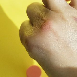 스킨큐어 산다화 카멜리아 안티 링클 멀티밤 — 4점을 준 리뷰어가 2022년 1월 올린 사용 사진