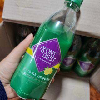 몽베스트 Montbest with Sparkling water Lemon OR Lime 20병(랜덤) — 5점을 준 리뷰어가 2021년 10월 올린 사용 사진