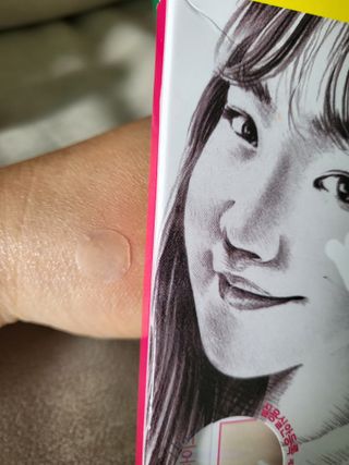 올리브영 엘라밴드 하이드로 도트 스팟패치 12mm, 티트리 — 5점을 준 리뷰어가 2022년 10월 올린 사용 사진