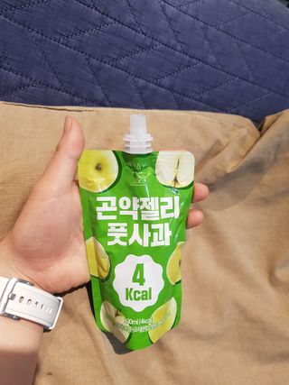 참앤들황토농원 10가지 맛, 입맛대로 스페셜하게~ 가볍게 한 포 땡! 곤약젤리 스페셜 패키지 130ml x 30포 — 5점을 준 리뷰어가 2022년 12월 올린 사용 사진
