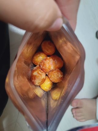 레드닥터 대추방울토마토 + 통째로 동결건조한 대추방울토마토 — 4점을 준 리뷰어가 2022년 12월 올린 사용 사진