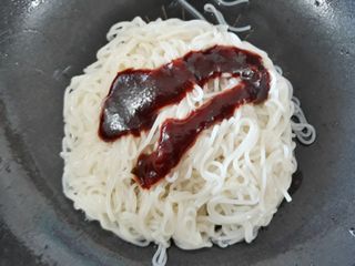 팔도비빔장 시그니처 380g 2개 — 4점을 준 리뷰어가 2022년 1월 올린 사용 사진