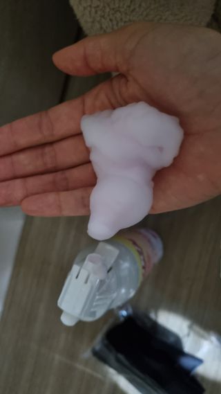 주식회사 권브라더스 [권브라더스] 목욕놀이 필수템, 핑키공주 유아버블클렌저 300ml 대용량 몽글몽글 구름 속 딸기향 — 5점을 준 리뷰어가 2022년 1월 올린 사용 사진