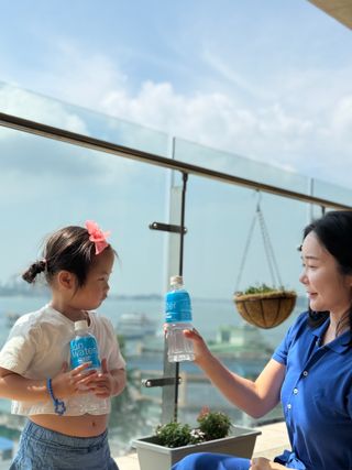 [동아오츠카] 포카리스웨트  500ml PET + 이온워터 500ml PET — 5점을 준 리뷰어가 2025년 6월 올린 사용 사진
