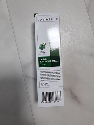 랑벨 랑바이오 블랙 시카 크림 50ml(블랙비 프로폴리스, 시카 4종, 판테놀 10 함유) — 5점을 준 리뷰어가 2022년 6월 올린 사용 사진