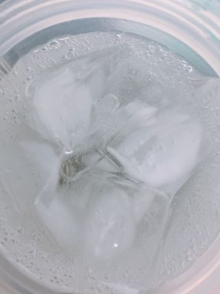몽베스트 Montbest with Sparkling water Lemon OR Lime 20병(랜덤) — 5점을 준 리뷰어가 2022년 11월 올린 사용 사진