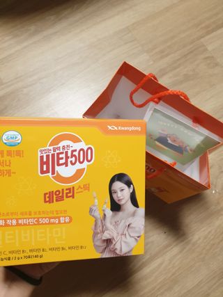 광동제약 [광동] 비타500데일리스틱 70포X2개 + 뚱랑이엽서 + 쇼핑백 증정 — 5점을 준 리뷰어가 2022년 1월 올린 사용 사진