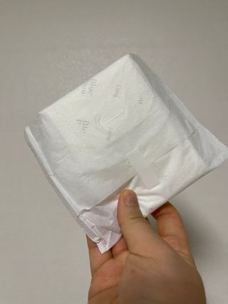 블루블루 유기농 순면 커버 생리대 — 5점을 준 리뷰어가 2021년 1월 올린 사용 사진