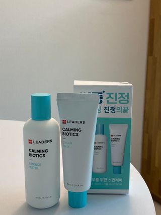 리더스코스메틱 리더스 카밍 바이오틱스 #1등 진정 기획세트 [에센스 워터150ml + 크림 마스크80ml] — 5점을 준 리뷰어가 2022년 10월 올린 사용 사진