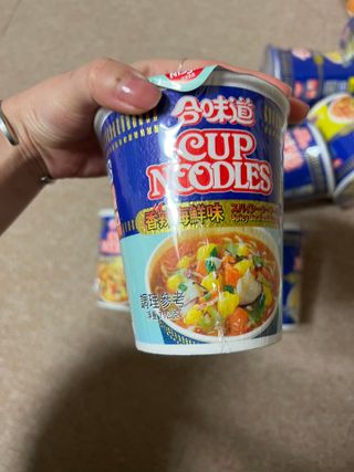 NISSIN 닛신 컵누들  4종 - 씨푸드오리지날, 씨푸드 스파이시, 씨푸드 커리, 씨푸드 XO소스 — 5점을 준 리뷰어가 2023년 1월 올린 사용 사진