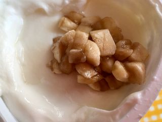 떠먹는불가리스 마이플레인 요거트 435g 6개입 — 4점을 준 리뷰어가 2021년 2월 올린 사용 사진