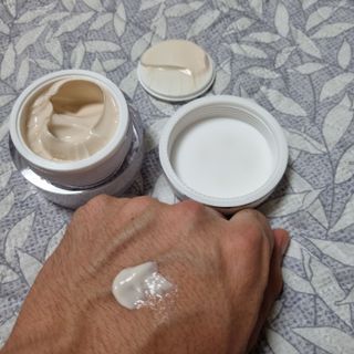 렉스리 크리에이티브 크림  Rexri Creative Cream — 5점을 준 리뷰어가 2022년 7월 올린 사용 사진