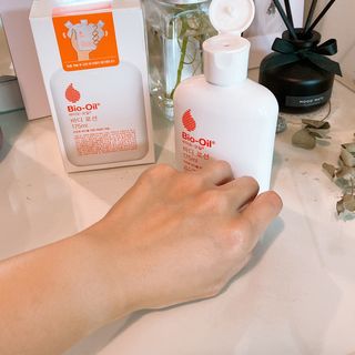 바이오오일 [바이오-오일] 바디 로션 175ml — 4.5점을 준 리뷰어가 2021년 10월 올린 사용 사진