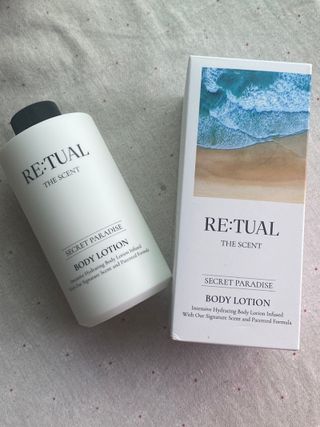 레츄얼 더 센트 바디로션 시크릿 파라다이스(500ml) — 5점을 준 리뷰어가 2022년 7월 올린 사용 사진