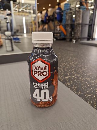 닥터유 프로 단백질 드링크 40g 초코 닥터유 프로 단백질드링크 40g 초코 — 5점을 준 리뷰어가 2024년 9월 올린 사용 사진