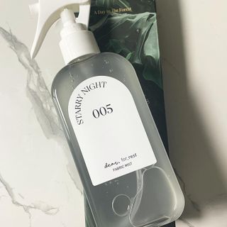 디어포레스트 숲속의 하루 패브릭미스트 (섬유향수/ 룸스프레이) 200ml — 5점을 준 리뷰어가 2022년 7월 올린 사용 사진