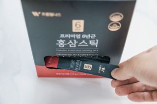 [푸름웰니스] 프리미엄 6년근 홍삼스틱 3mg x 100포 — 5점을 준 리뷰어가 2022년 6월 올린 사용 사진