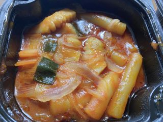 한성기업 무볼레 닭떡볶이+해물떡볶이 2종 세트 — 3.5점을 준 리뷰어가 2021년 8월 올린 사용 사진