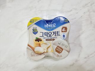 매일바이오 그릭요거트 오리지널 플레인 4개, 로스터리 커피믹스 4개 — 1점을 준 리뷰어가 2021년 12월 올린 사용 사진