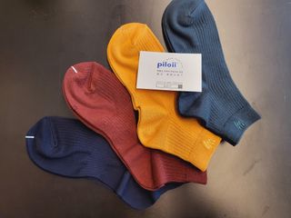 [사이즈가 있는 양말 필로이] 남/여 골지 발목 양말 4족 세트 남【S, M, L, XL】여【S, M, L】_컬러 랜덤 — 5점을 준 리뷰어가 2022년 6월 올린 사용 사진