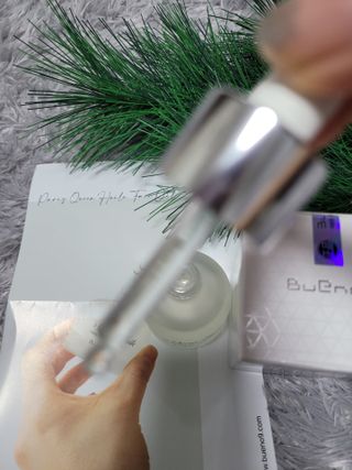 브에노 파리퀸 윌 페이스 오일 — 5점을 준 리뷰어가 2021년 6월 올린 사용 사진