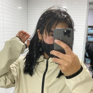 크노텐 후디집업자켓(다이어트땀복) — 5점을 준 리뷰어가 2022년 3월 올린 사용 사진