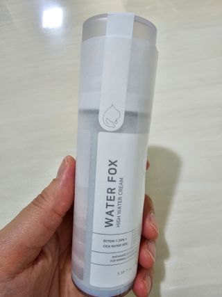 가치 WATERFOX(워터폭스)-엑토인 시카-비옴 하이 워터 크림 (100ml) — 5점을 준 리뷰어가 2023년 3월 올린 사용 사진