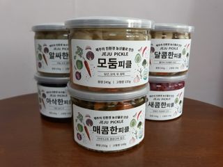 [제주피클] 수제피클 6종세트 (알싸, 달콤, 매콤, 새콤, 모듬, 아삭) — 4점을 준 리뷰어가 2022년 5월 올린 사용 사진