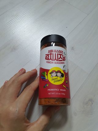 [서울시스터즈] 김치시즈닝 국내 최초 뿌려먹는 김치파우더 100g 1개+ 신제품 김치스낵 90g 2개 — 5점을 준 리뷰어가 2021년 8월 올린 사용 사진