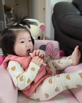베거스코리아 [콜리케어] 키즈 홍삼콜리 딸기맛 14포 — 5점을 준 리뷰어가 2021년 11월 올린 사용 사진