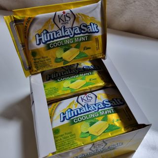 마요라 히말라야 솔트 캔디 2종-페퍼민트 맛, 라임민트 맛 — 5점을 준 리뷰어가 2023년 1월 올린 사용 사진