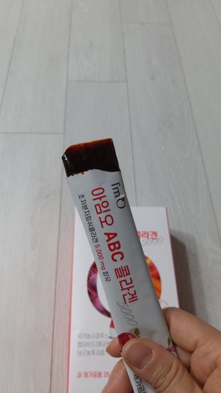 아임오 ABC 콜라겐 젤리 14포 — 5점을 준 리뷰어가 2021년 9월 올린 사용 사진